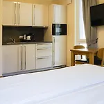 Boardinghouse - Living מלון דירות בילפלד