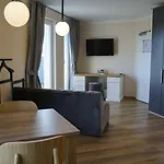 Boardinghouse - Living מלון דירות 4*