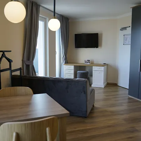 Boardinghouse - Living Aparthotel 4*