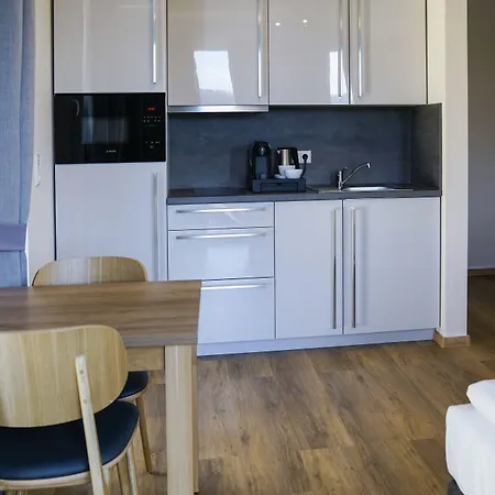 Aparthotel Boardinghouse - Living 4*