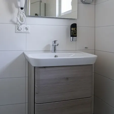 Boardinghouse 公寓式酒店 4*