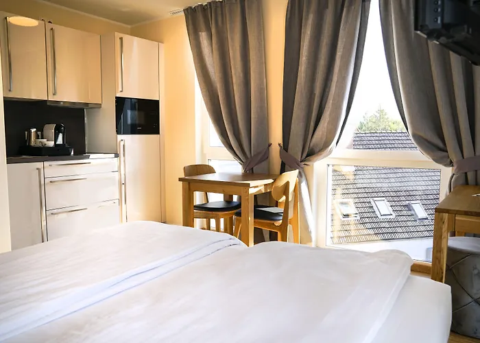 Boardinghouse - Living 4*